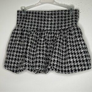 Zara Black and White Mini Skirt